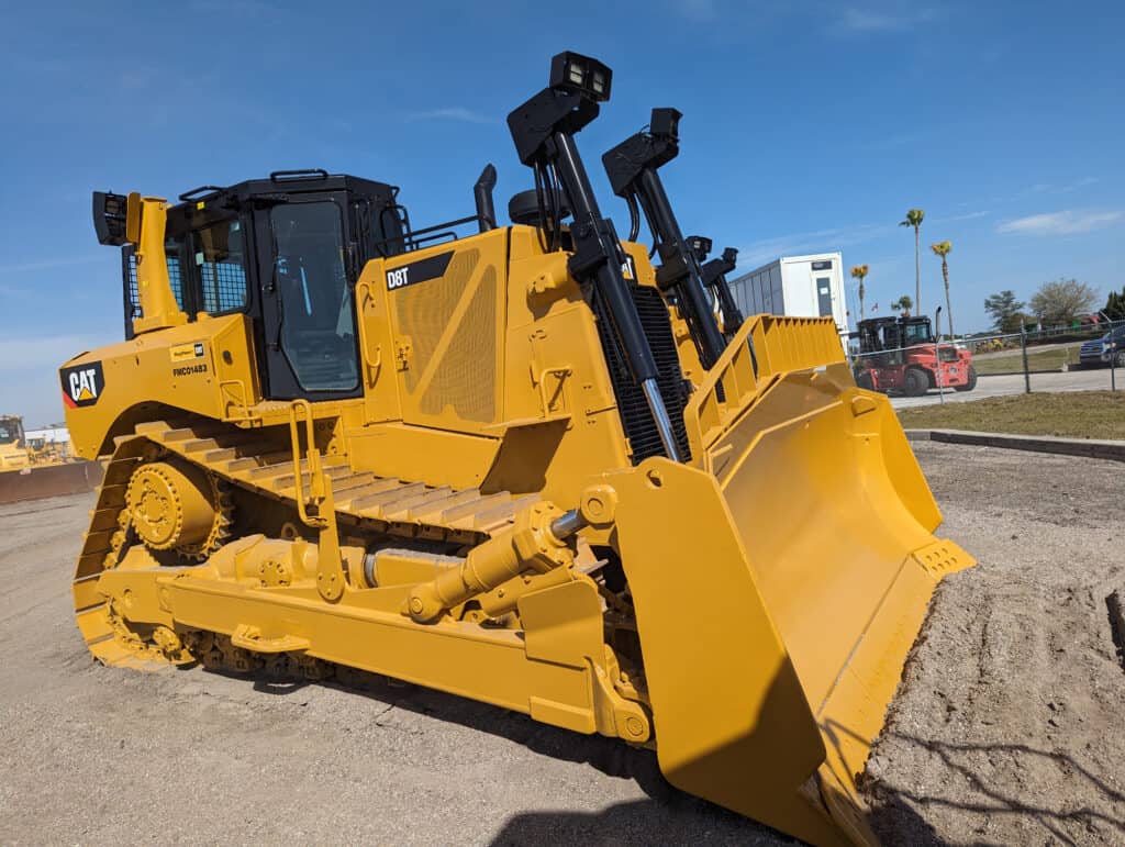 Cat D8T Dozer