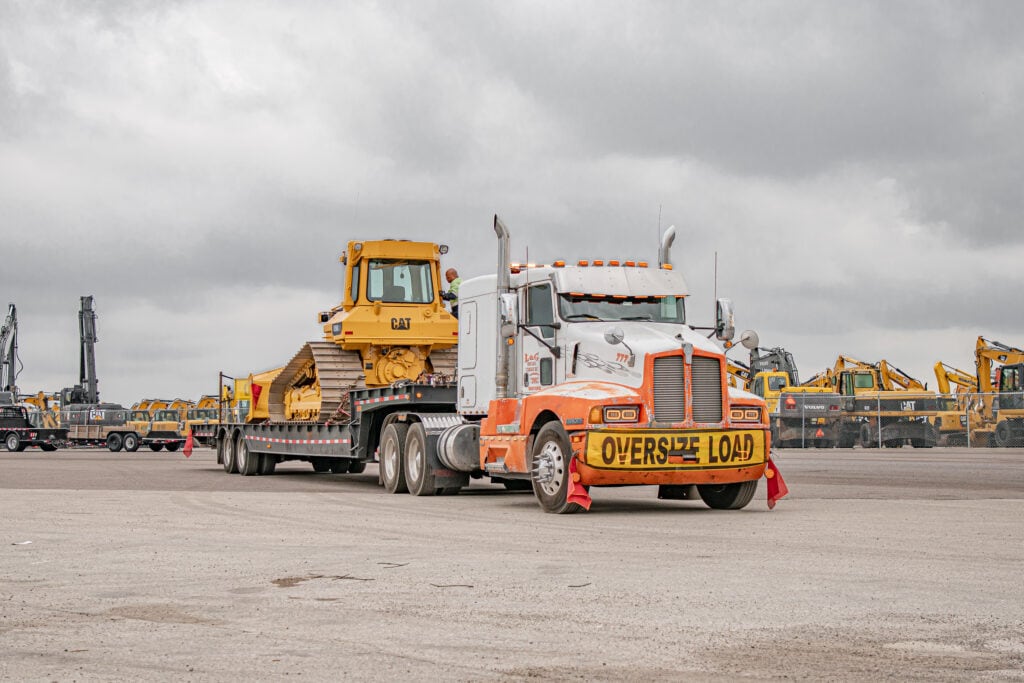 G21 Kenworth Cat Dozer