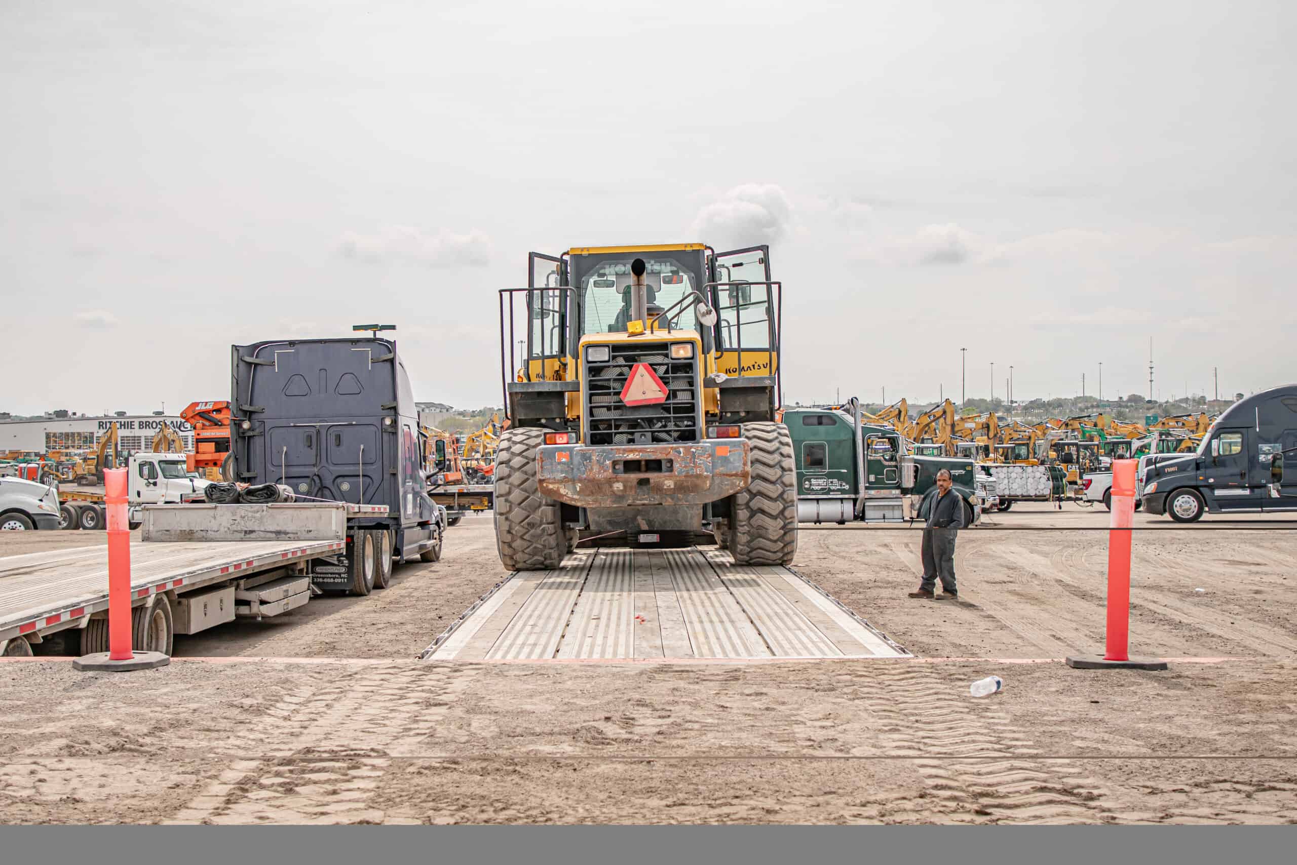 what is a wheel loader