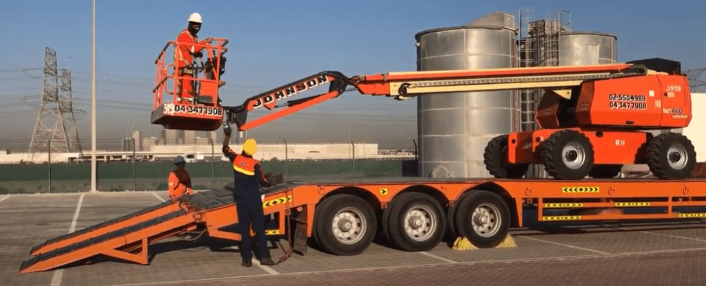 boom lift on trailer